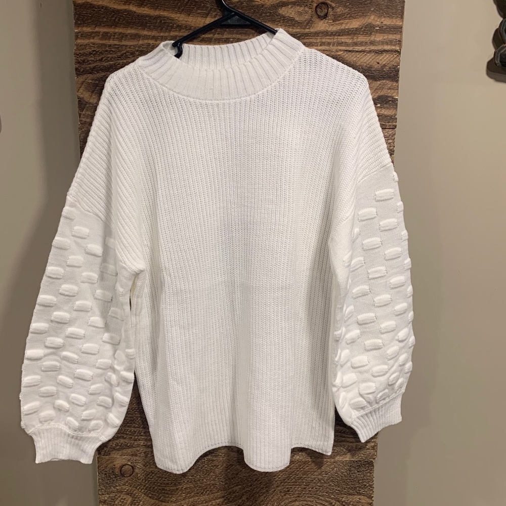 White Detailed Sleeve Sweater
